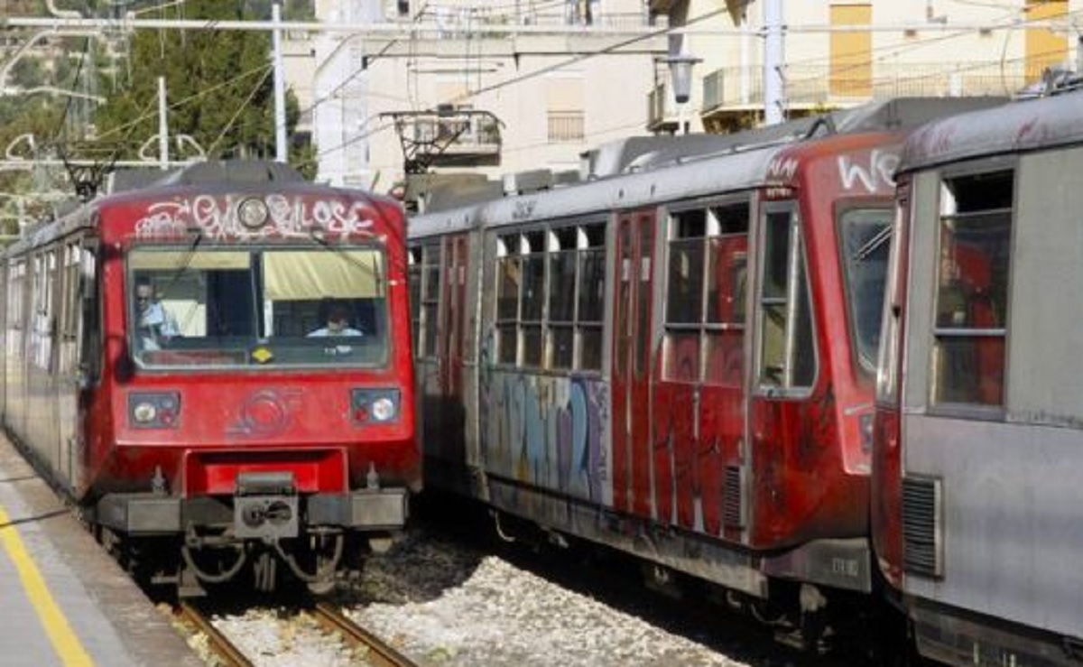 Problemi tecnici interrompono la linea Castellammare-Sorrento